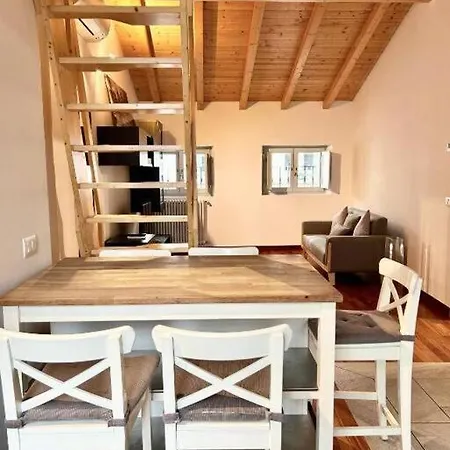 Calicantus Atena - The House Of Travelers Appartement